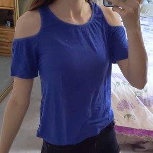 Blue shirt (shoulder cutouts)
